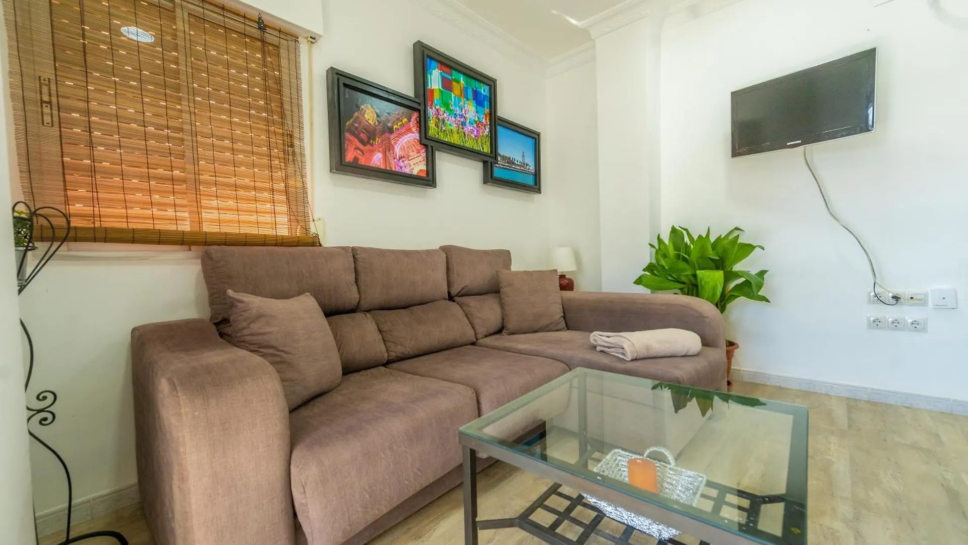 Domin'S Apartment Malaga 0*,